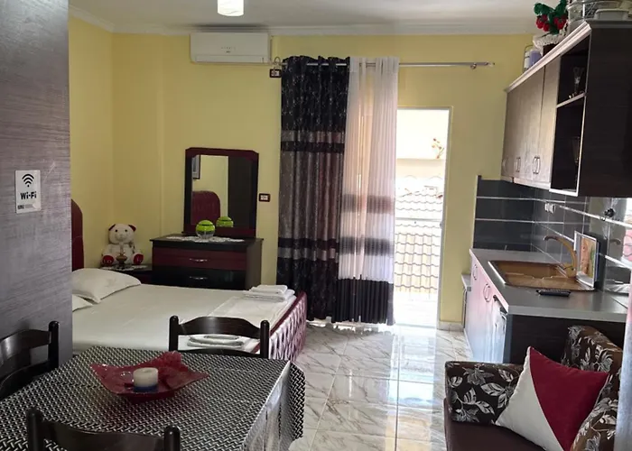 Apartman Mikaela House