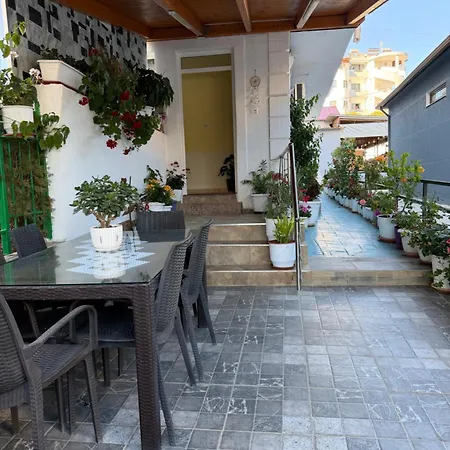 Apartment Mikaela House
